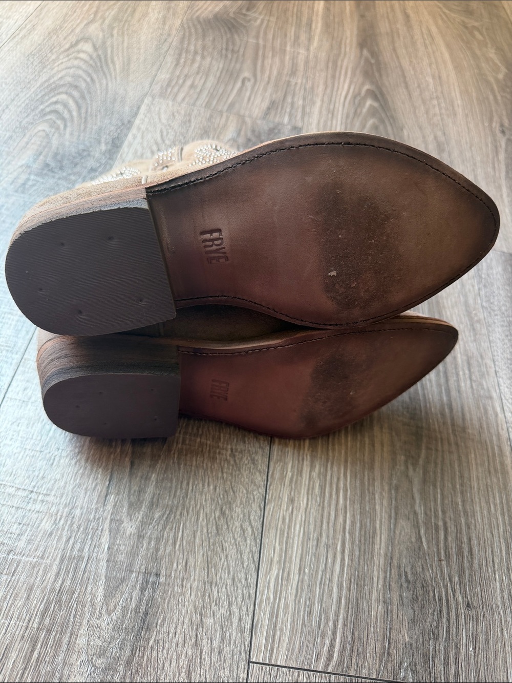 FRYE Billy Stud Suede Short boots - Picture 7 of 8